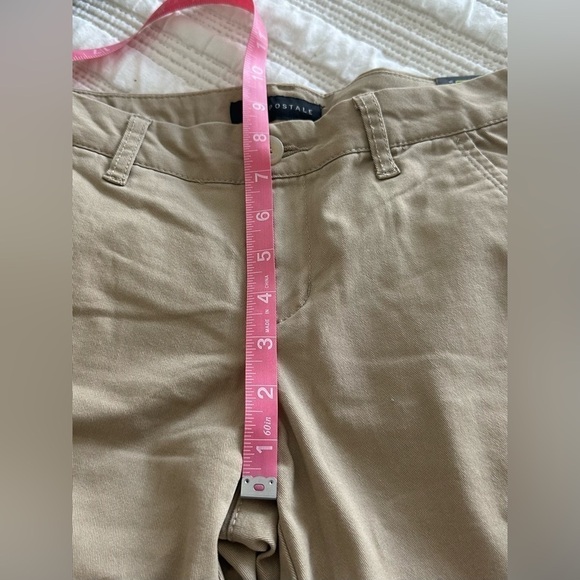 Aeropostale Women’s Bermuda Shorts Size 4 - Picture 7 of 12